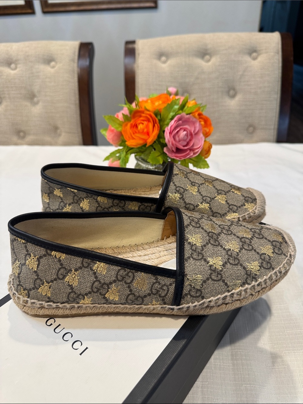 Authentic Gucci GG Supreme Bee Espadrilles